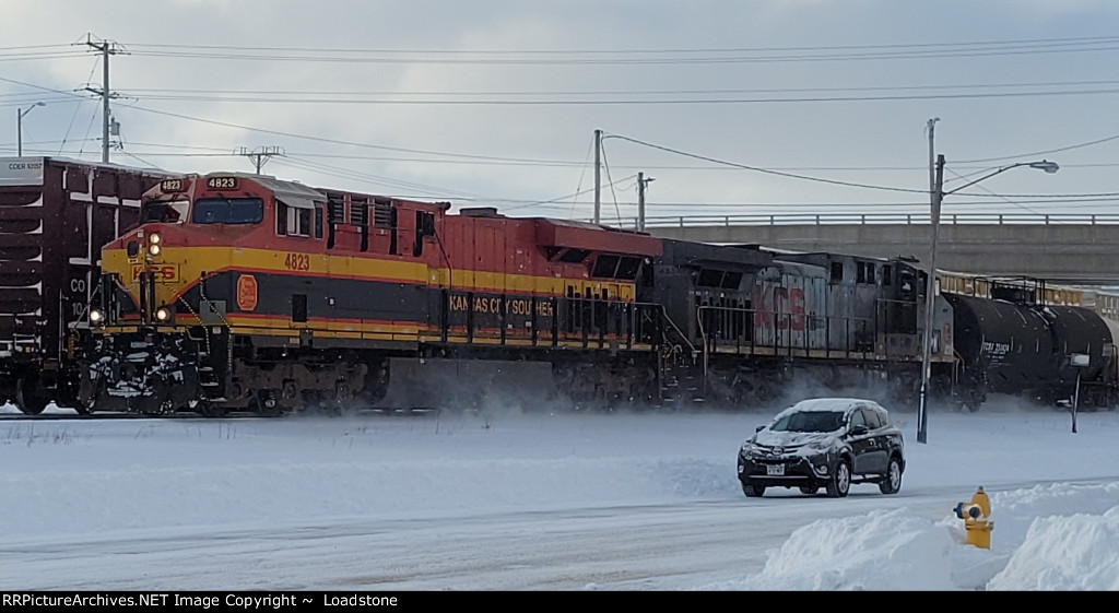 KCS 4823 KCSM 4554
